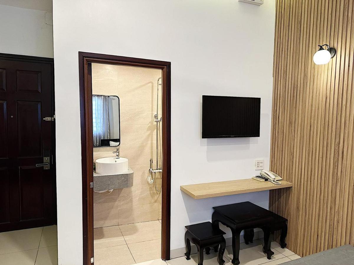 พวง นัม โฮเต็ล Hotel ลองซเวียน ภายนอก รูปภาพ