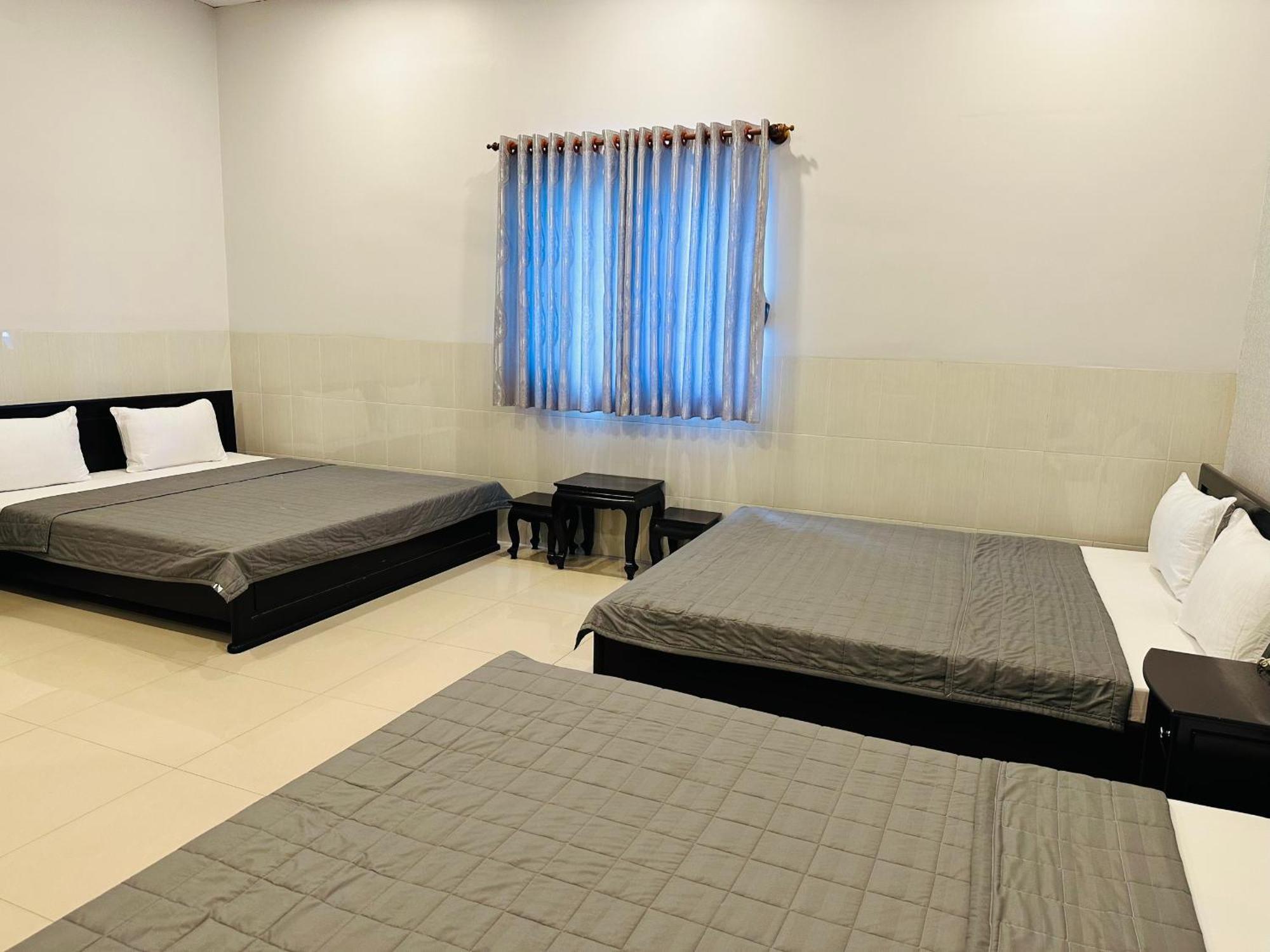 พวง นัม โฮเต็ล Hotel ลองซเวียน ภายนอก รูปภาพ
