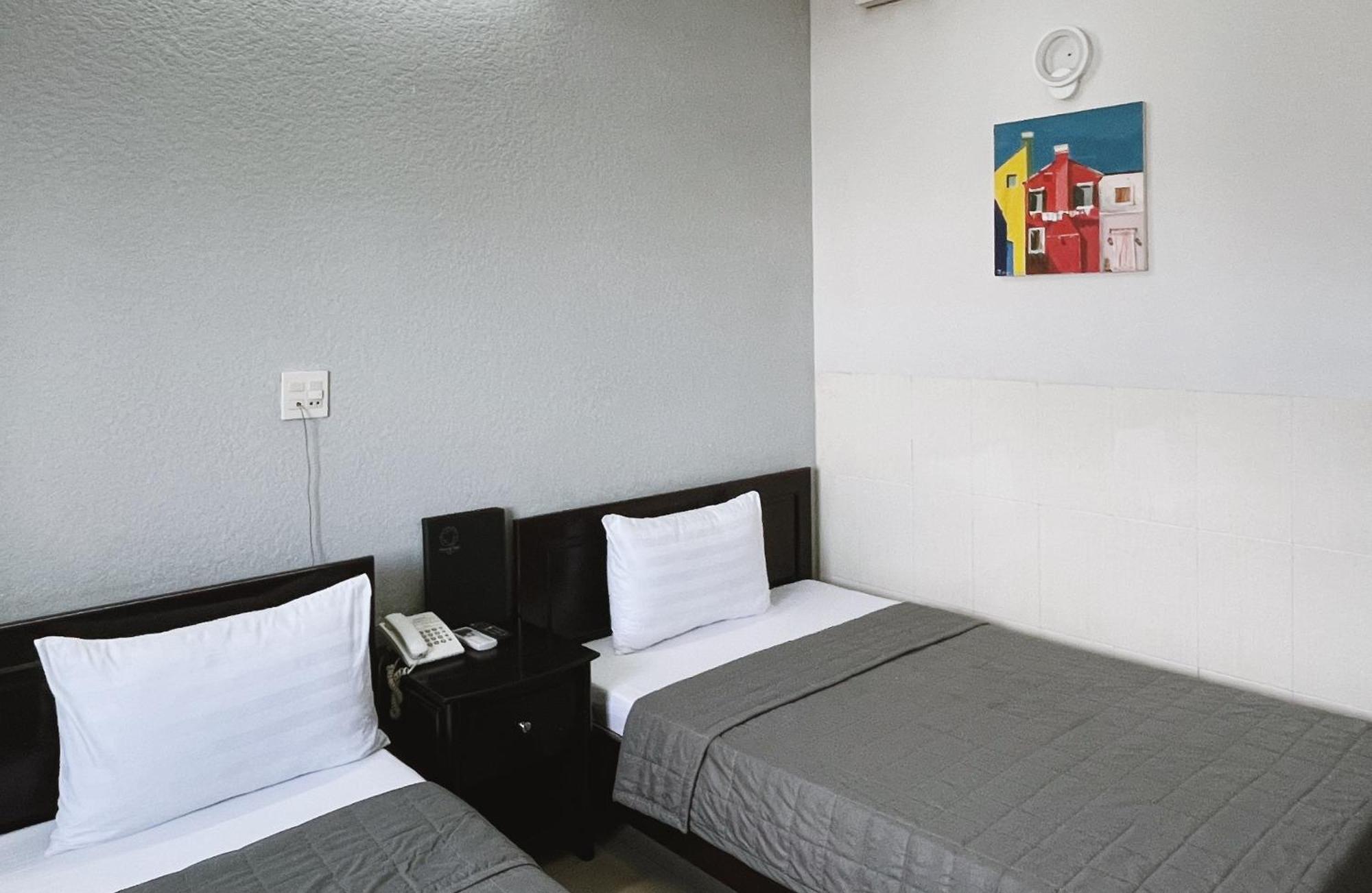 พวง นัม โฮเต็ล Hotel ลองซเวียน ภายนอก รูปภาพ