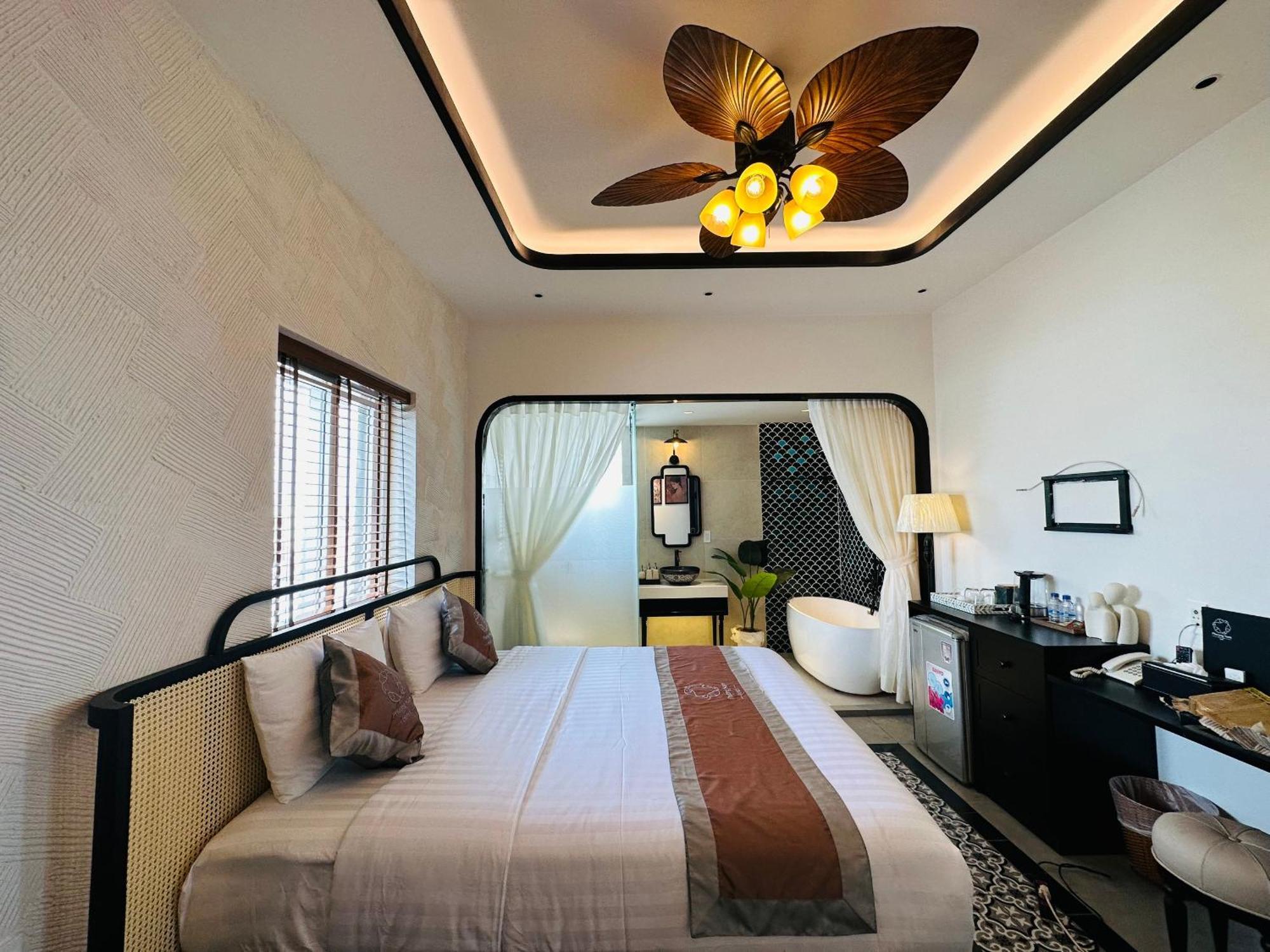 พวง นัม โฮเต็ล Hotel ลองซเวียน ภายนอก รูปภาพ